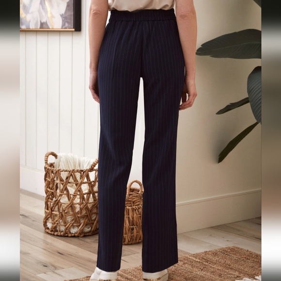 NWT Laura Pinstripe Pull On Pant - Picture 4 of 5